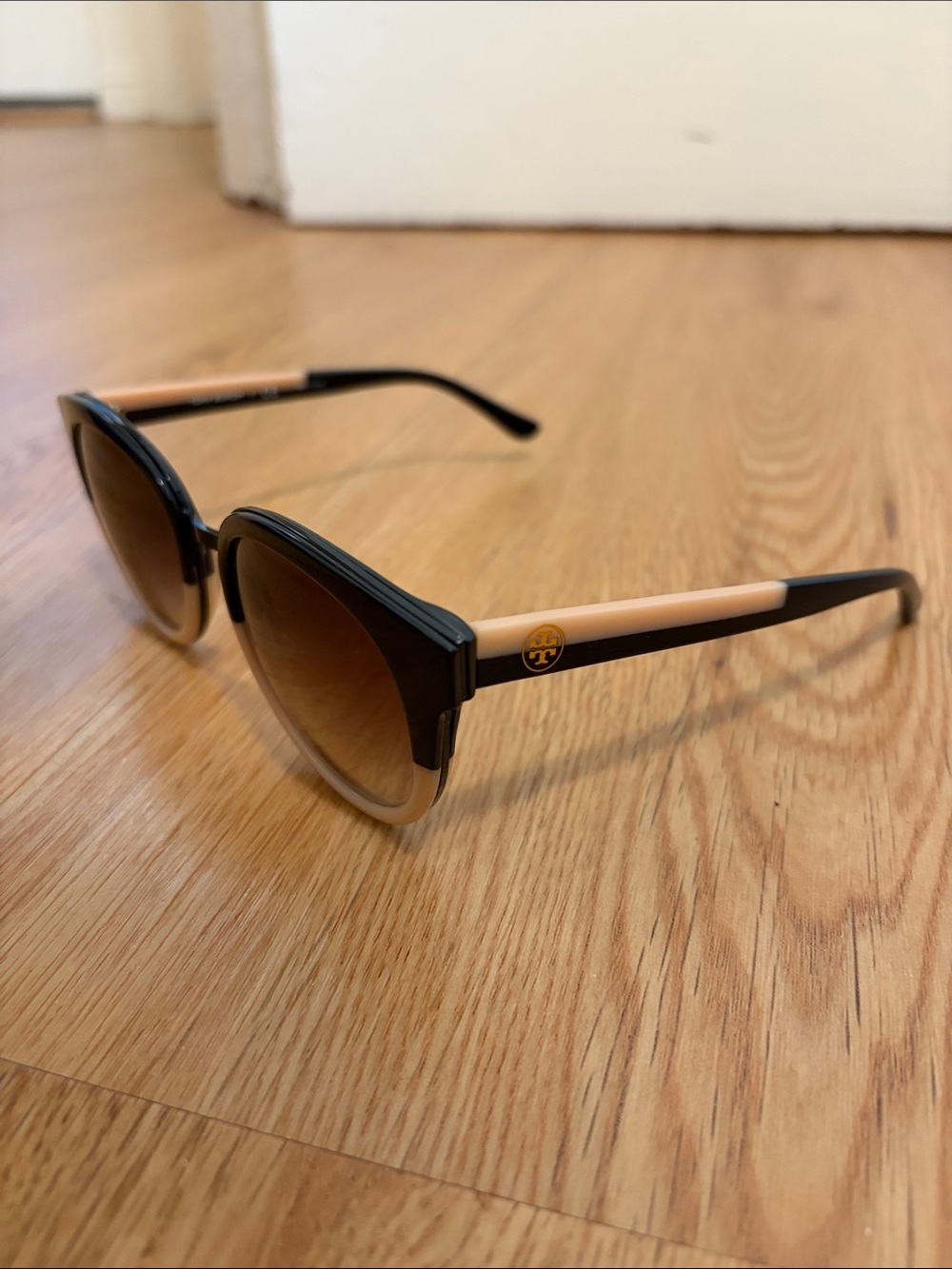 Tory Burch Two-Tone Black and Nude Sunglasses